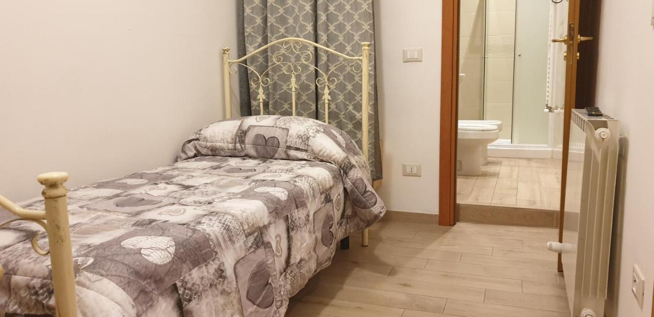 Affittacamere Raggio Di Sole 塔兰托 外观 照片