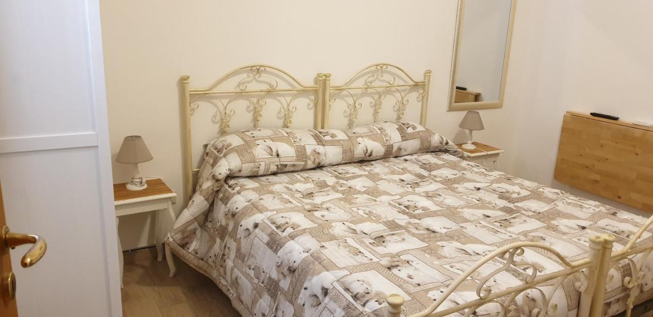 Affittacamere Raggio Di Sole 塔兰托 外观 照片