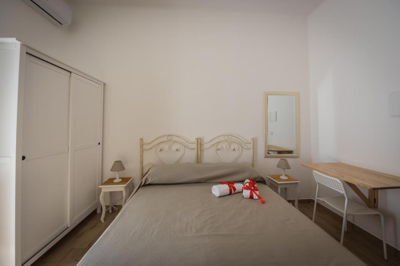 Affittacamere Raggio Di Sole 塔兰托 外观 照片